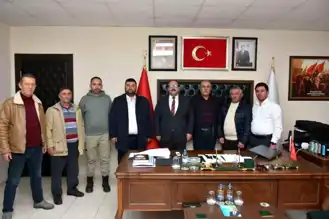 Yerel Parti Temsilcileri Belediye Başkanını Ziyaret Etti