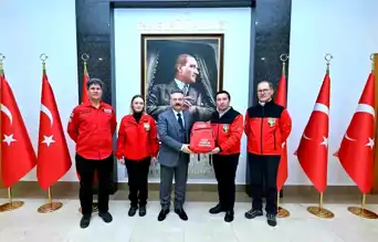 AKUT, Vali Aksoy'u Ziyaret Etti