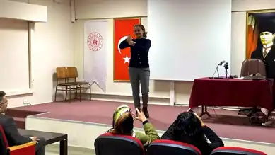 Depremden Sonra Yeni Bir Hayat: Eskişehir'de İşaret Dili Öğretmeni