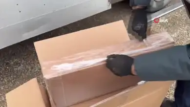 Büyük Miktarda Kaçak Makaron Ele Geçirildi