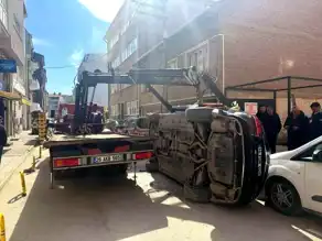 Eskişehir'de Lüks Mercedes Çekicide Hasar Gördü