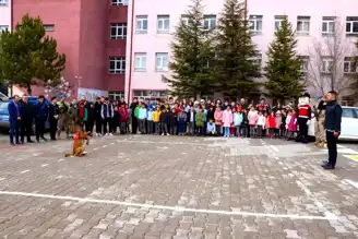 Eskişehir'de Öğrencilere Jandarma Tanıtıldı