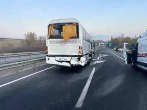 İşçi Servisi Kazası: 10 Yaralı