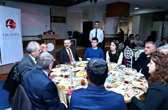 Vali Aksoy Gazeteciler Gününü Kutladı