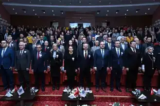 Vali, Öğretmenler Günü'nde Öğretmenlerle Buluştu