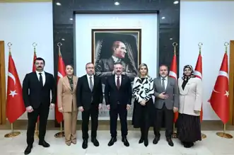 Vali'den Öğretmenler Günü Kutlaması