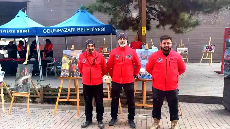 Eskişehir'de Deprem Farkındalığı Stantı