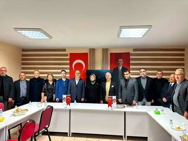 Eskişehir Milletvekili Gürcan, Dost Dernekleri ile Buluştu