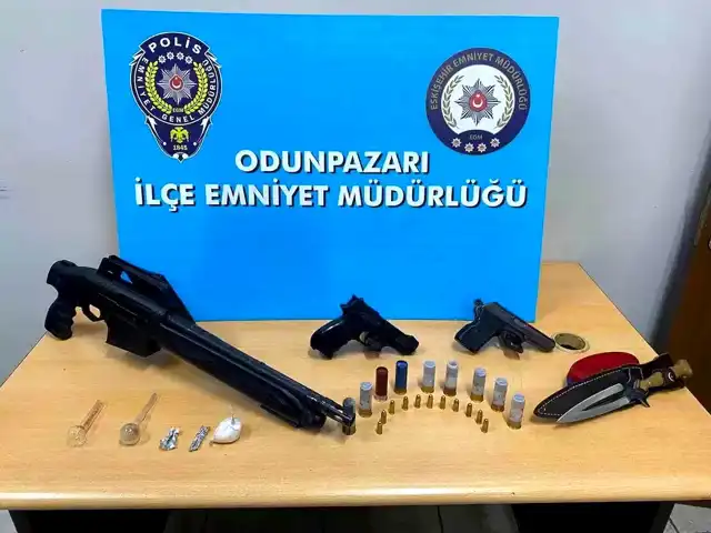 Eskişehir'de Polislere Ateş Eden 7 Kişi Yakalandı