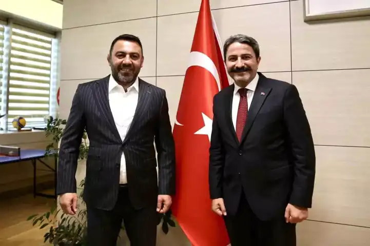 İl Müdürü, Bakan Yardımcısıyla Spor Faaliyetlerini Değerlendirdi