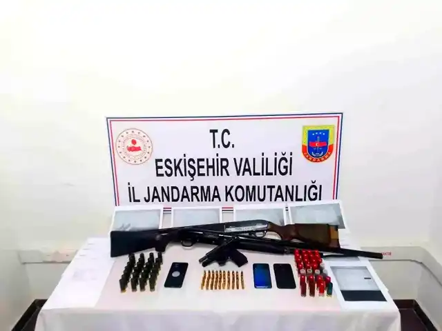 Eskişehir'de Tefecilik Operasyonu: 3 Gözaltı