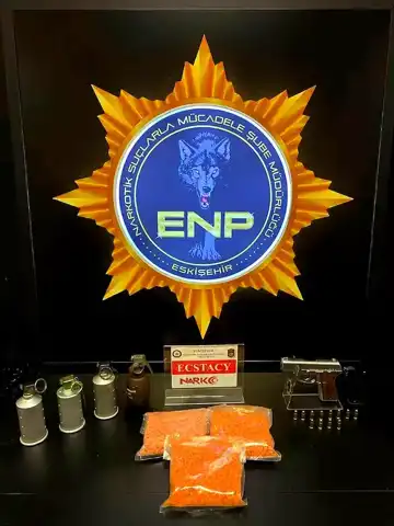Eskişehir'de Büyük Uyuşturucu ve Patlayıcı Operasyonu