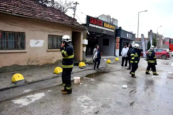 Eskişehir'deki Yangın: Bina Kullanılamaz Durumda