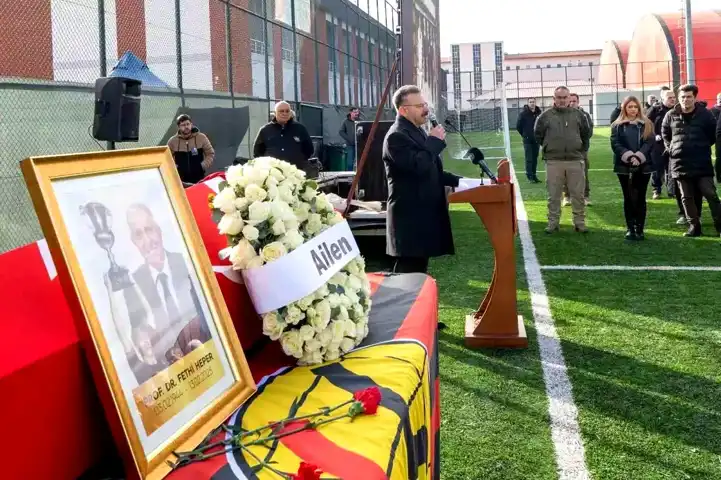 Eskişehirspor Efsanesi Fethi Heper Anıldı