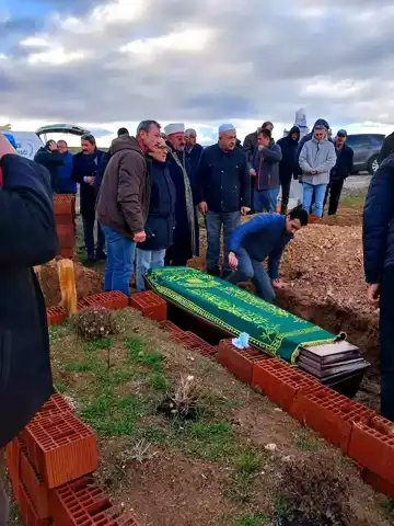Kaligrafi Ustası Şenova Vefat Etti