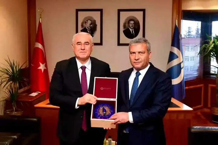 Kamu Başdenetçisi Akarca, Anadolu Üniversitesi'ni Ziyaret Etti