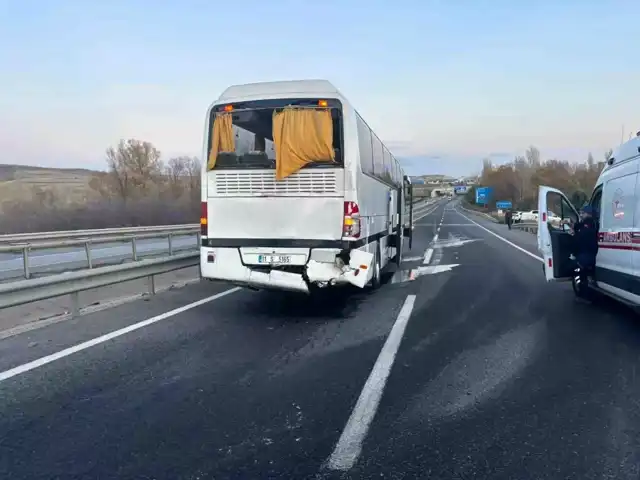 İşçi Servisi Kazası: 10 Yaralı